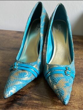 Vintage Splash Blue and Gold Heels